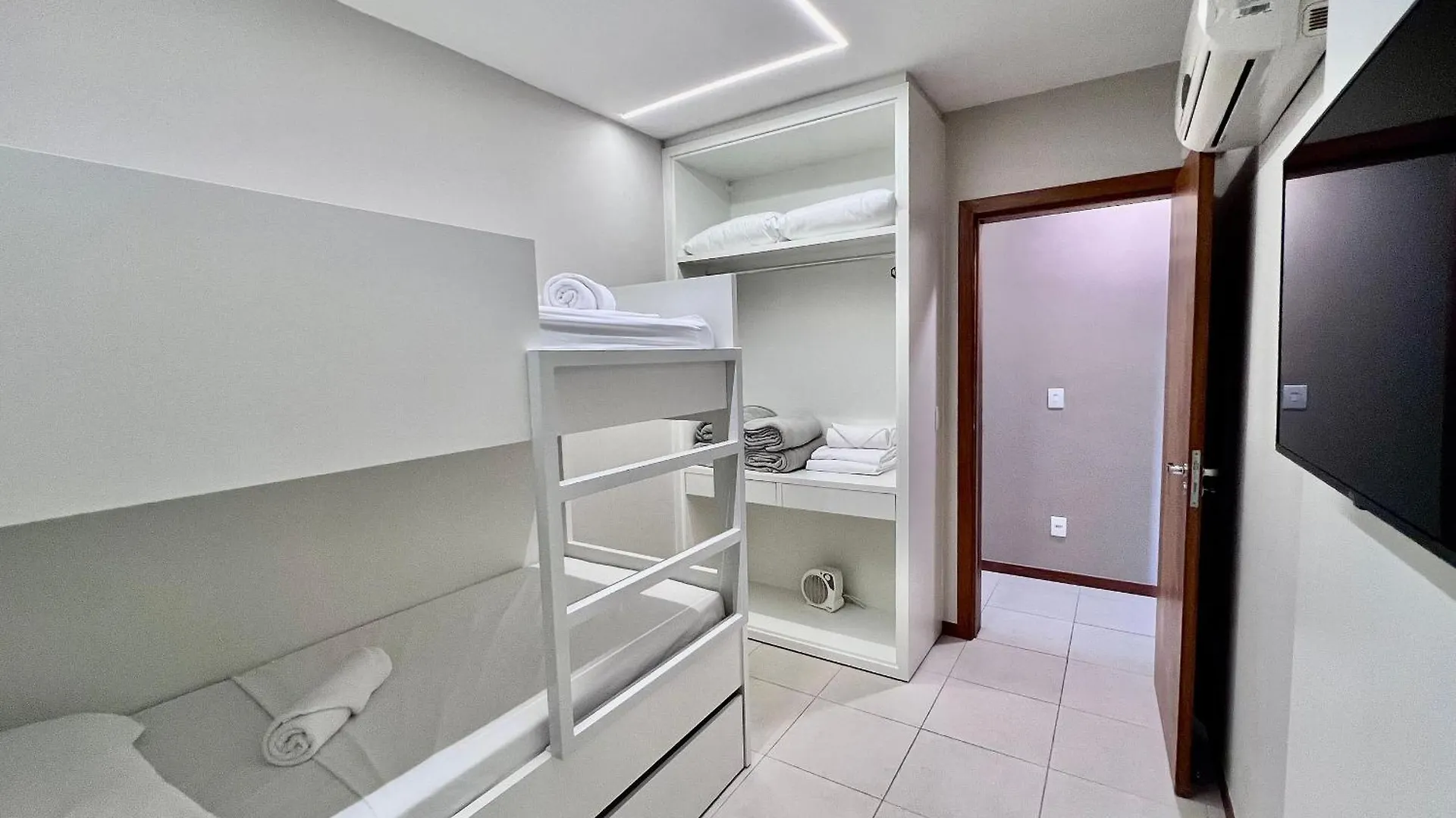 N4602 Nautilus Home Club Vista Mar Penha  Penha (Santa Catarina)